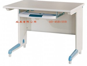 1-19 OA-100辦公桌(附一只ABS鍵盤架) W1